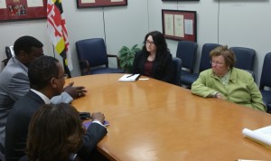 Sen. Mikulski and her aides meet with NASW officials.