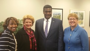 Sen. Debbie Stabenow (second from left) meets with (from left) NASW Deputy Director of Programs Heidi McIntosh, NASW CEO Angelo McClain, and Julie Shroyer, senior policy adviser at Polsinelli PC, soon after introducing the Improving Access to Mental Health Act of 2015 in the Senate.